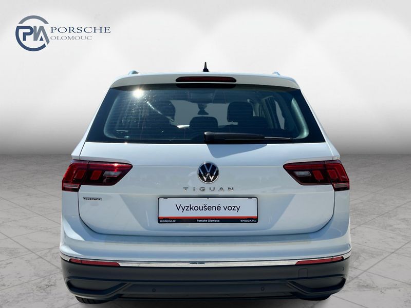 Volkswagen Tiguan Allspace 2,0 TDI 110 kW DSG Li - fotka 7 z 30