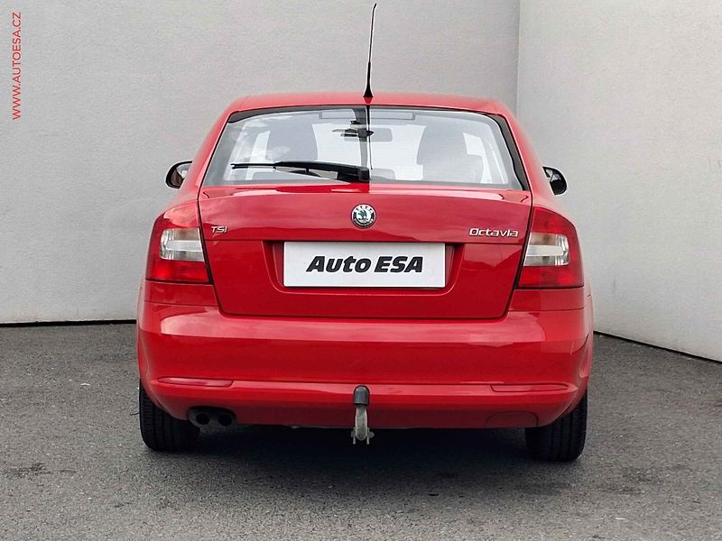 Škoda Octavia (2012) 1.4TSi, 1.maj,ČR, servis - fotka 5 z 15