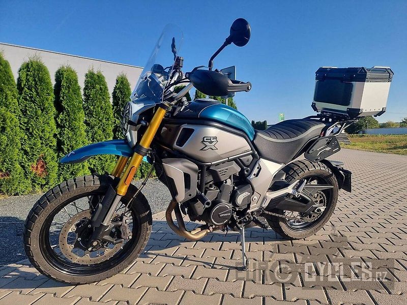 CFMOTO 700 CL-X Adventure (2024) - fotka 2 z 7