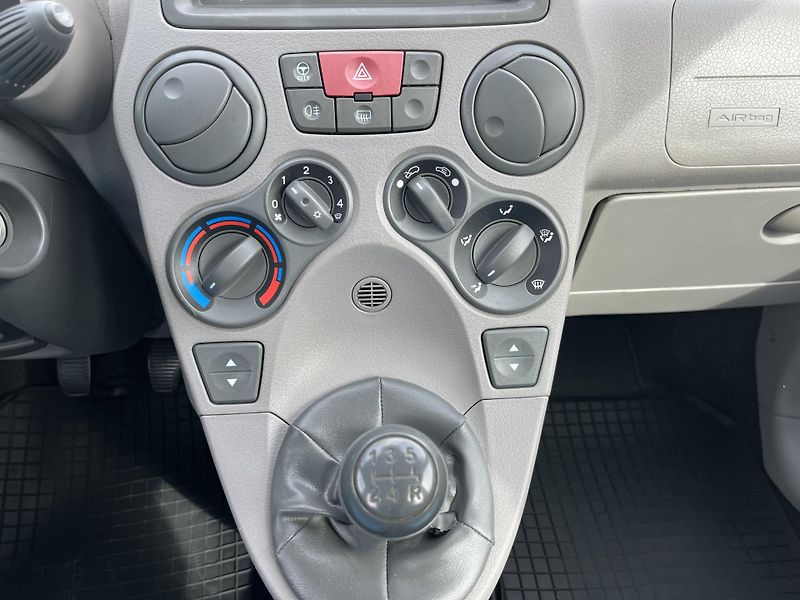 Fiat Panda (2005) 1.2 44 KW, 1. Majitel - fotka 12 z 18