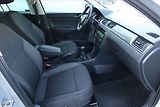 Škoda Rapid (2015) Spaceback 1.2 TSI - náhled 9