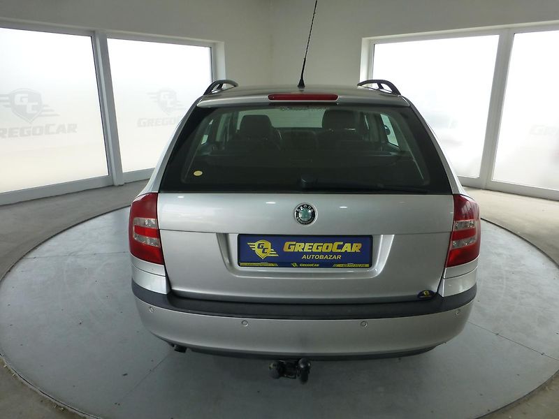 Škoda Octavia (2006) 1,6I-75KW**KLIMA**ALU****TAŽNÉ - fotka 6 z 27