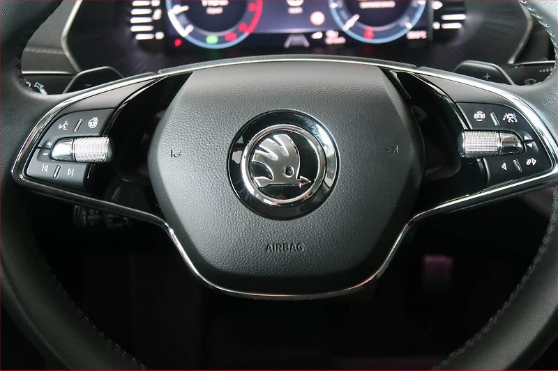 Škoda Octavia (2023) Style 2.0 TDI - fotka 19 z 21