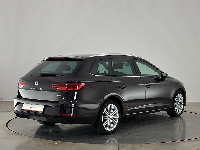 Seat Leon Xcellence - fotka 2 z 28