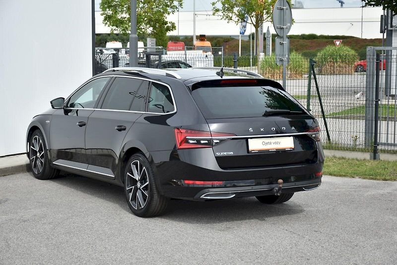 Škoda Superb (2023) L&K 2.0 TDI 110kW DSG - fotka 7 z 35