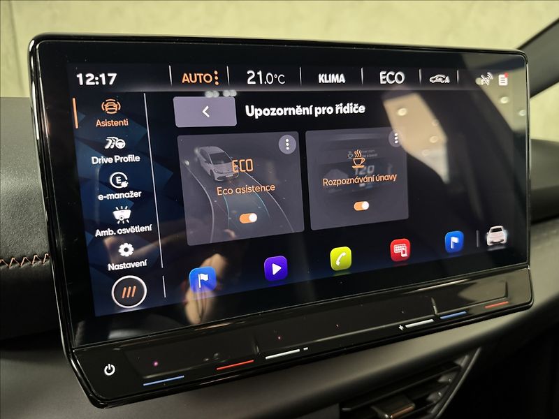 Cupra Born 150kW LED SoH 96,5% PDC - fotka 29 z 48