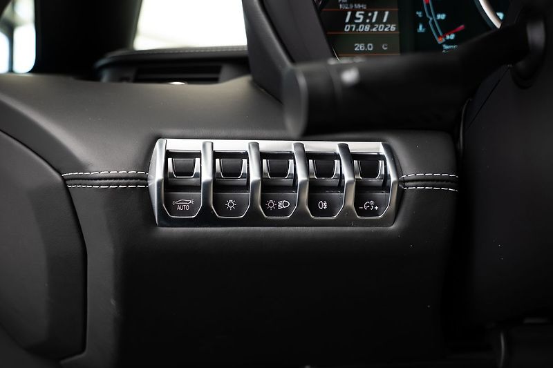 Lamborghini Aventador - fotka 13 z 25