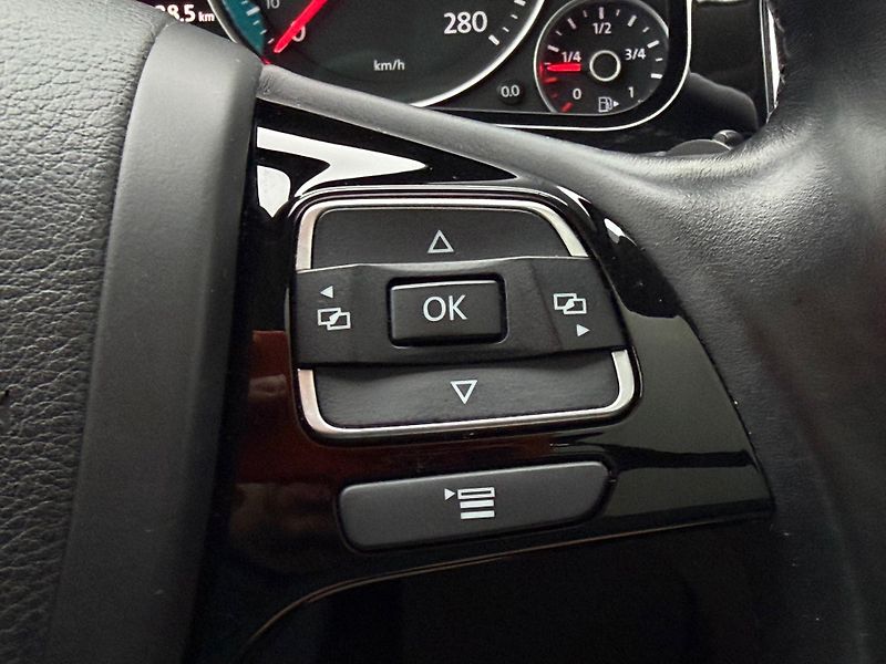 Volkswagen Touareg  3.0 V6 TDI BMT 8TT - fotka 22 z 34