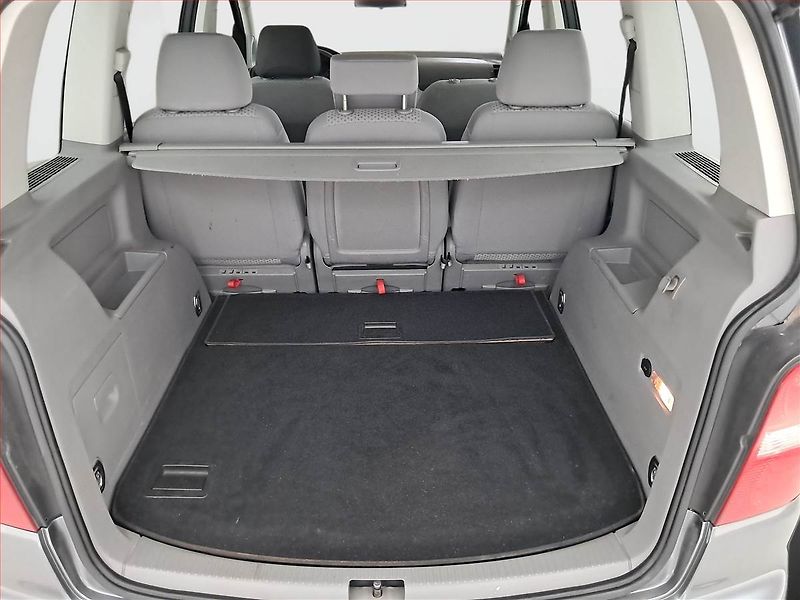 Volkswagen Touran (2006) 1.9 TDI, Eko.zaplacen - fotka 14 z 15