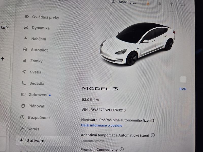 Tesla Model 3 STANDART RANGE 239w SOH 96,5% - fotka 48 z 48