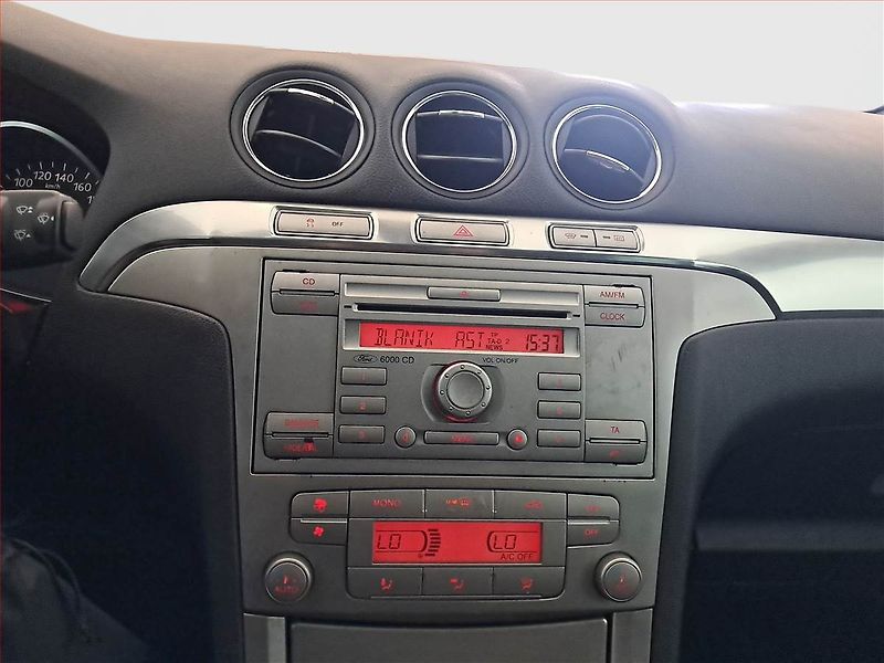 Ford S-MAX (2006) 2.0 TDCi, 7 míst, nová STK - fotka 12 z 17