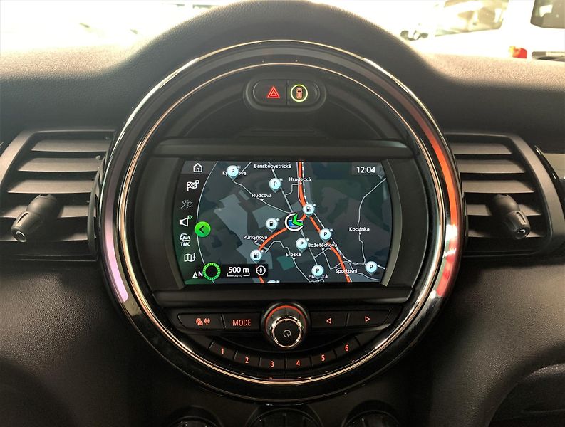 Mini Cooper 1.5T, 100 kW, ČR, LED, DPH - fotka 19 z 34