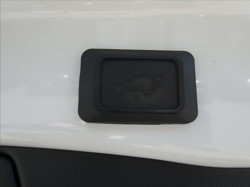 Toyota RAV4 2,5 Hybrid,1.maj,ČR,tažné - fotka 30 z 33