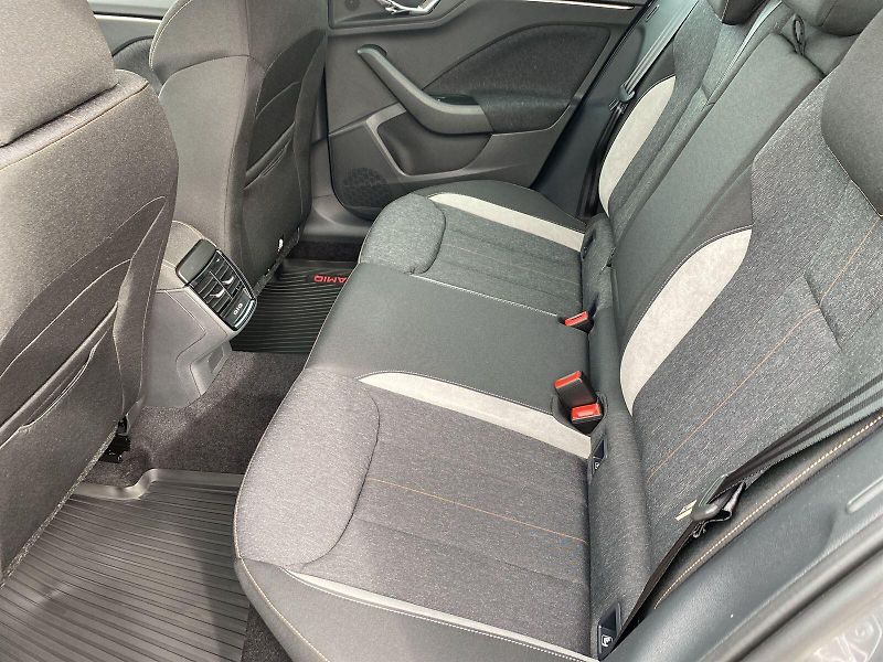 Škoda Kamiq (2026) 1,0 TSI 85 kW DSG Top Selectio - fotka 7 z 32