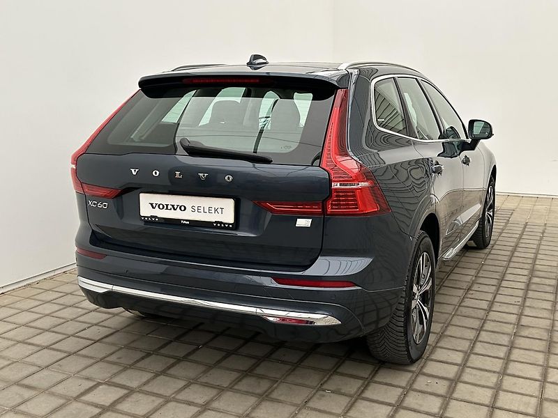 Volvo XC60 2.0 T6 4x4 Recharge PLUS Panor - fotka 5 z 28
