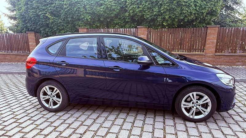 BMW Řada 2 (2018) 218i Active Tourer - fotka 2 z 11