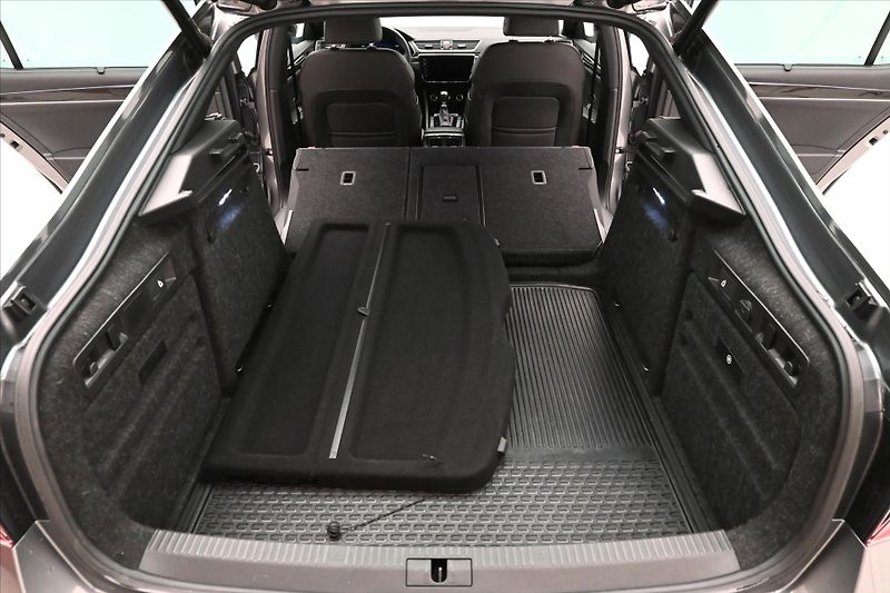 Škoda Superb 2,0 TDI 147 kW DSG L&K 4x4 Zár - fotka 11 z 32