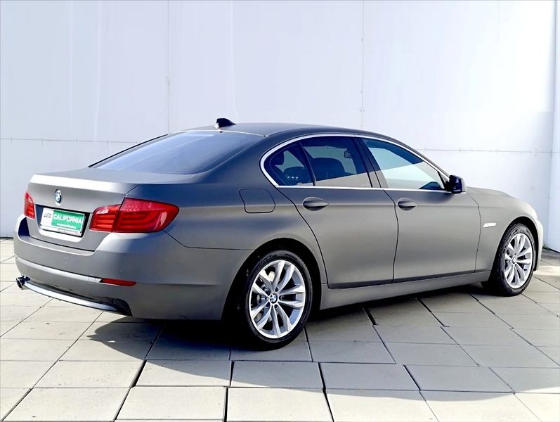 BMW Řada 5 3,0 530d Aut., Navi Kůže Tažné - fotka 6 z 45