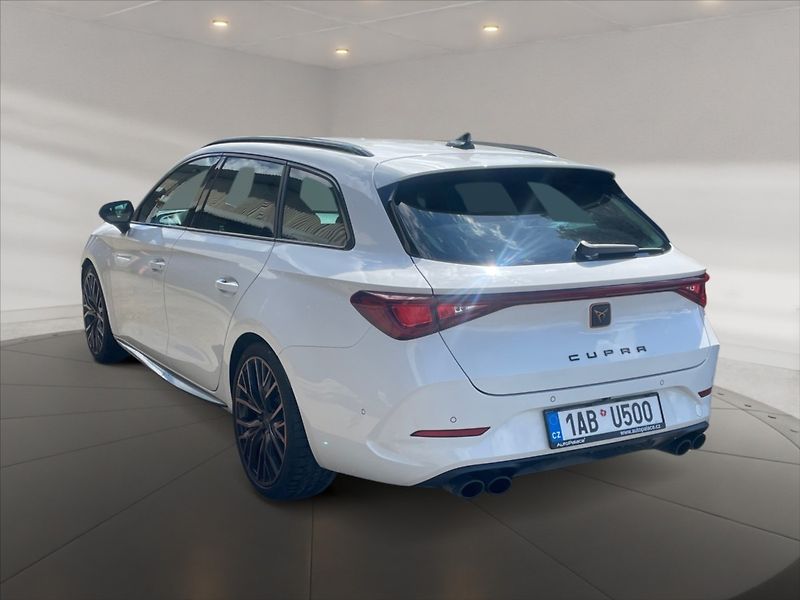 Cupra Leon 2,0 TSI VZ 228 4WD AT - fotka 4 z 11