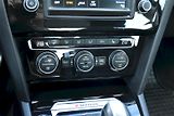 Volkswagen Passat (2017) HIGHLINE 2.0 BiTDI 176kW DSG 4 - náhled 21