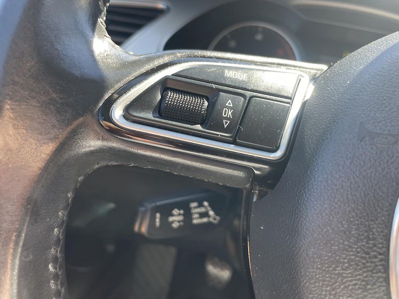 Audi A4 Avant 2.0TDi 120PS S-LINE AVANT TOP! - fotka 167 z 179