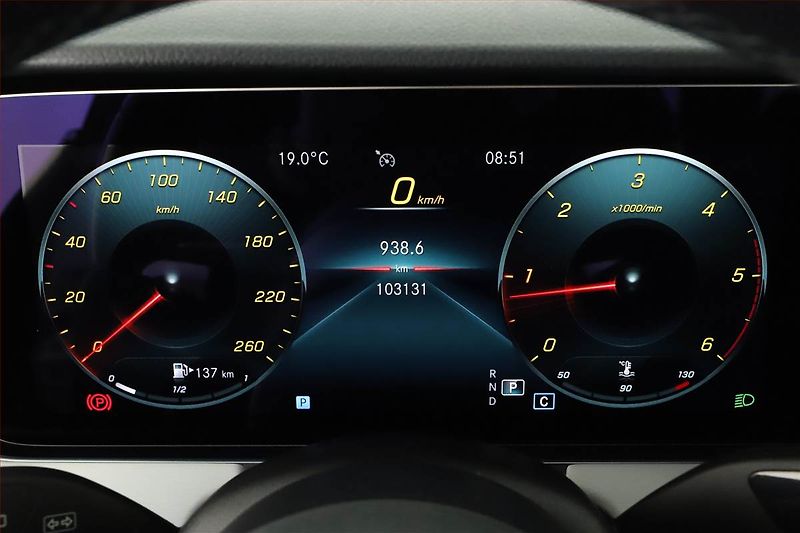 Mercedes-Benz Třídy E (2020) AMG Paket E 220 d 4MATIC - fotka 8 z 21