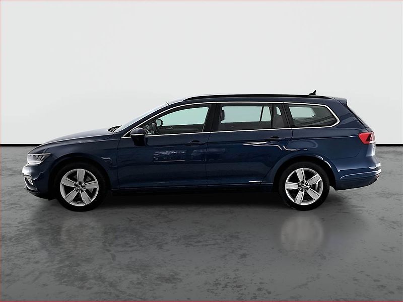 Volkswagen Passat (2020) Elegance 2.0 TDI, Automat - fotka 3 z 17