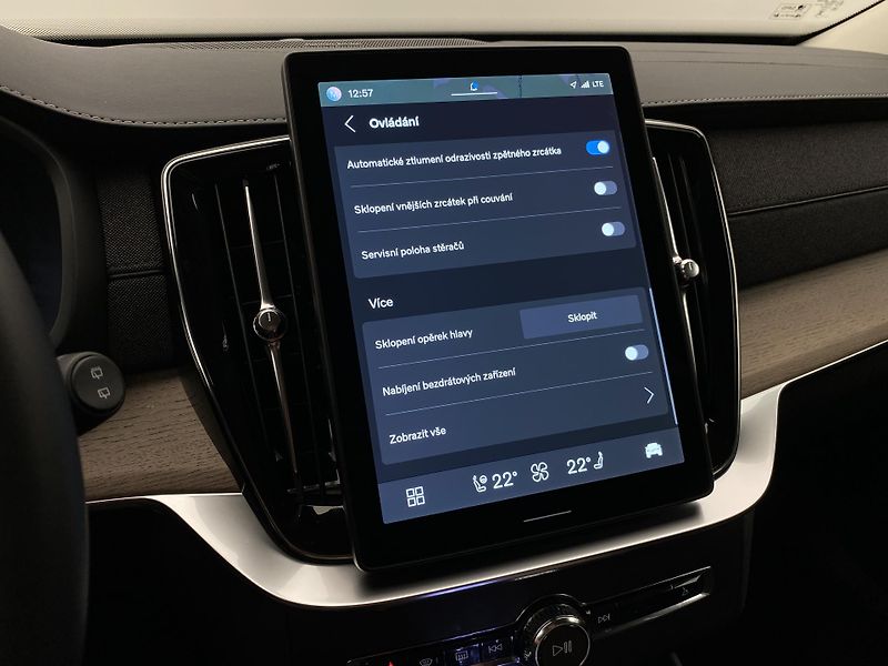 Volvo XC90 B5 AWD BRIGHT PLUS AUT CZ 7m - fotka 52 z 60