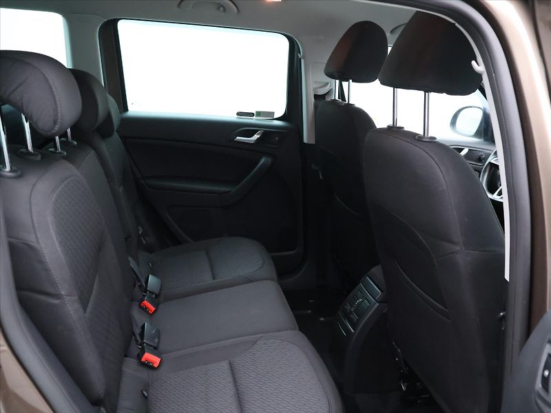 Škoda Yeti 1,4 TSI 110kW 4x4 Outdoor - fotka 13 z 34