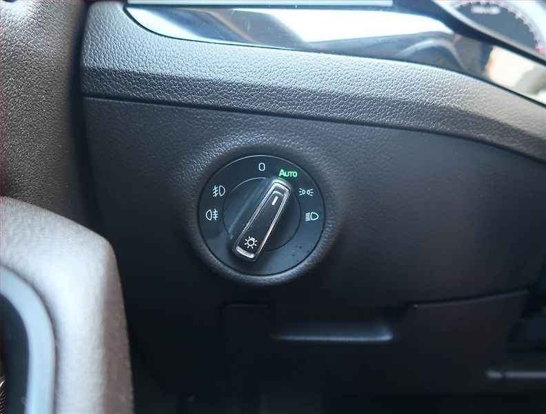 Škoda Superb (2016) Laurin&Klement 2.0 TDI, 4X4 - fotka 19 z 26