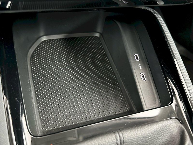 Škoda Kamiq (2024) 1.0TSI 85kW Selection - fotka 17 z 24