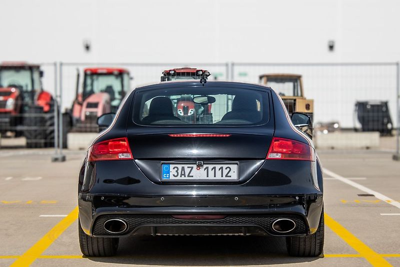 Audi TT S-line - fotka 6 z 39