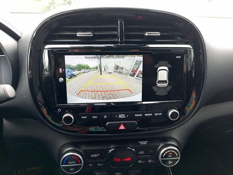 Kia e-Soul (2020) 150 kw - baterie 64 kwh - fotka 16 z 16