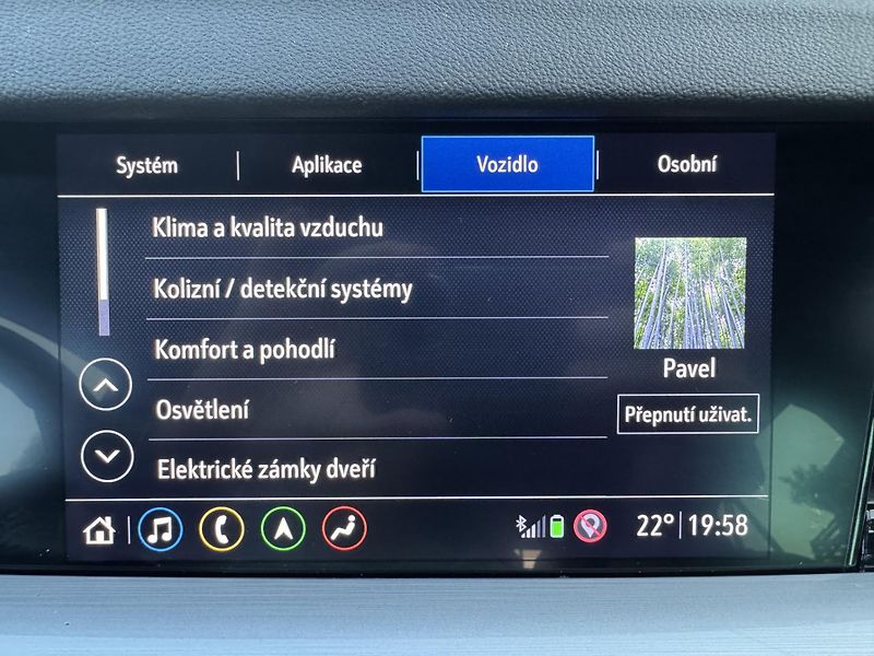 Opel Insignia (2022) 2.0CDTi 128kW AT/8 ELEGANCE ČR - fotka 23 z 29