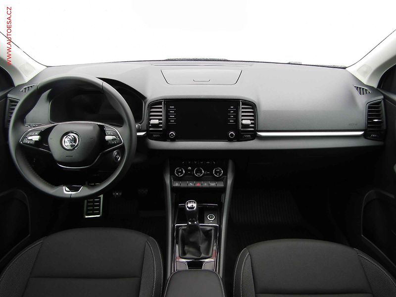 Škoda Karoq (2025) 2.0 TDi, 1.maj,ČR, Fresh - fotka 8 z 22