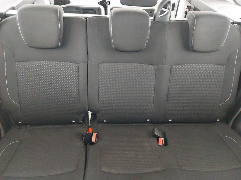 Dacia Dokker (2020) Arctica 1.3 TCe, 5Míst, ČR - fotka 10 z 17
