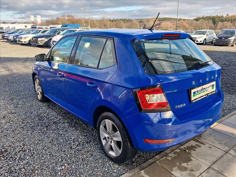Škoda Fabia 1,0 1.0,70KW, ČR, Driver - fotka 5 z 12