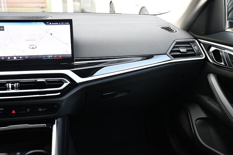 BMW i4 eDrive35 3L-ZÁRUKA  9tis.KM 1M - fotka 8 z 42
