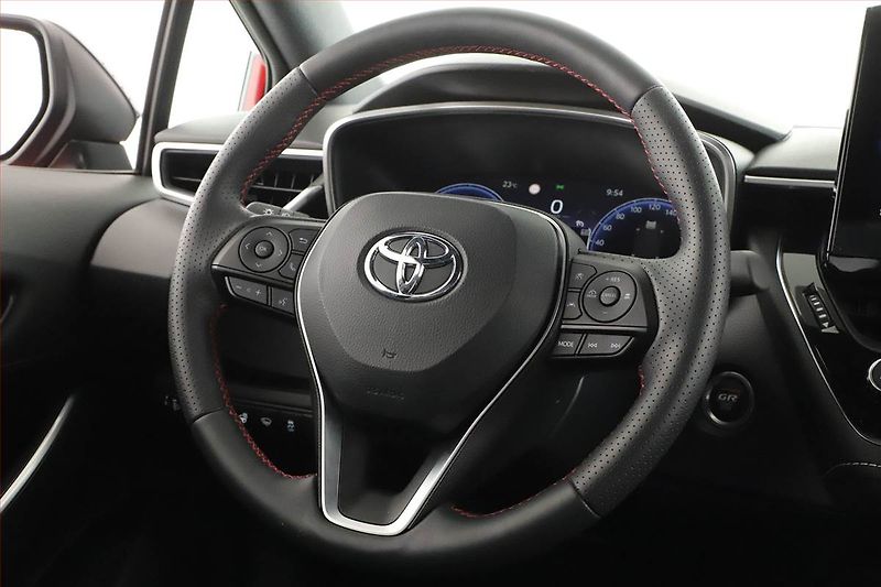 Toyota Corolla (2025) 1.8 Hybrid - fotka 16 z 18
