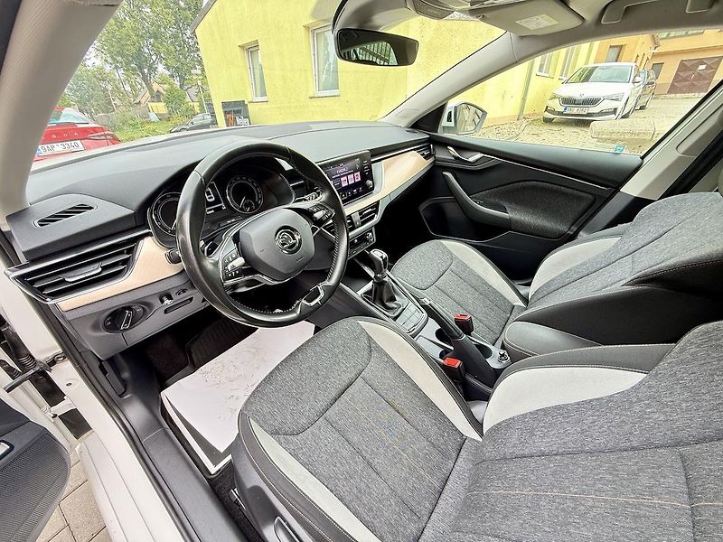 Škoda Scala (2022) 1,0TSi 81kW STYLE DSG TAŽNÉ - fotka 8 z 17