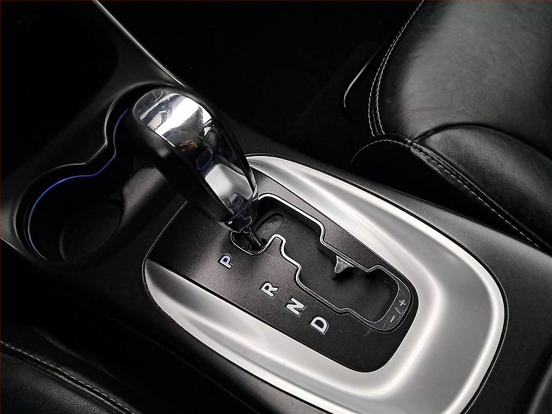 Fiat Freemont (2012) 2.0 MultiJet, 4X4, Automat - fotka 17 z 20