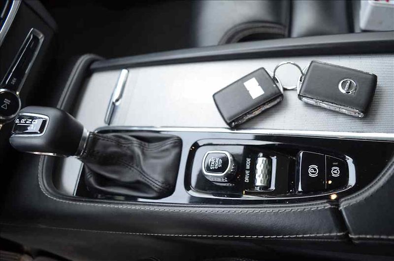 Volvo V90 (2017) CROSS COUNTRY D5 2,0 AWD - fotka 17 z 24