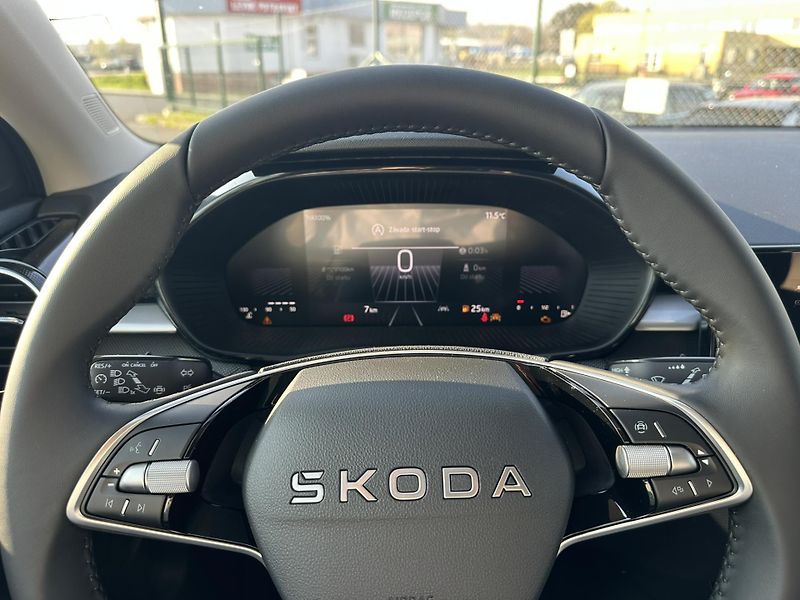 Škoda Fabia CLASSIC 1.0MPI 59kW  - fotka 10 z 13