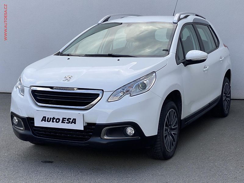 Peugeot 2008 (2015) 1.2PT, 1.maj,ČR, Active - fotka 3 z 18