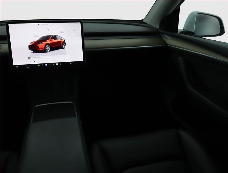 Tesla Model Y (2022) Long Range AWD 79kWh, SoH 91% - fotka 8 z 23