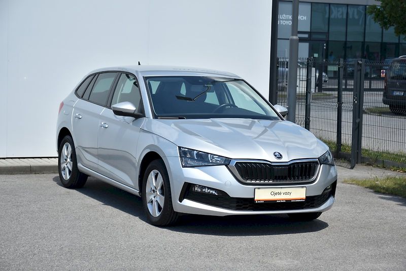 Škoda Scala (2021) Ambition 1.0 TSI 81kW - fotka 8 z 33