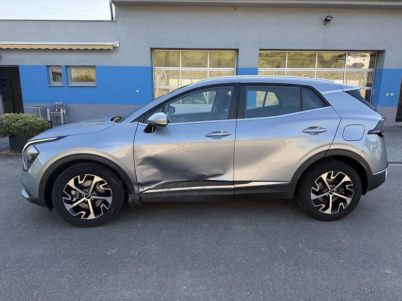 Kia Sportage 1.6 T-GDI 118KW automat navi - fotka 6 z 23