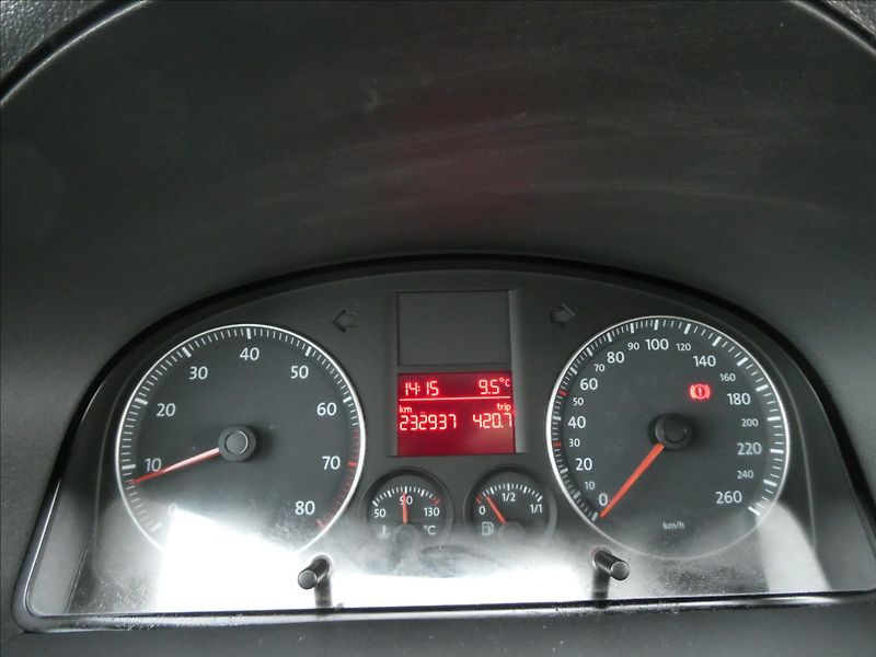 Volkswagen Caddy 1,4 i 59kW závěs, LIFE - fotka 29 z 35