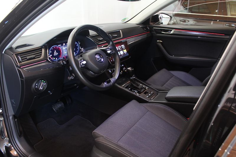 Škoda Superb (2022) 2.0TDI DSG Style Display Nez.T - fotka 20 z 45