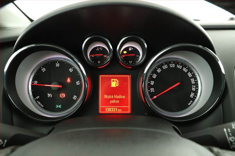 Opel Astra (2014) 1.7 CDTI, Serv.kniha, Tempomat - fotka 8 z 12
